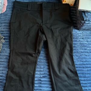 Torrid BNNU Ponte Trousers Size is 18S.